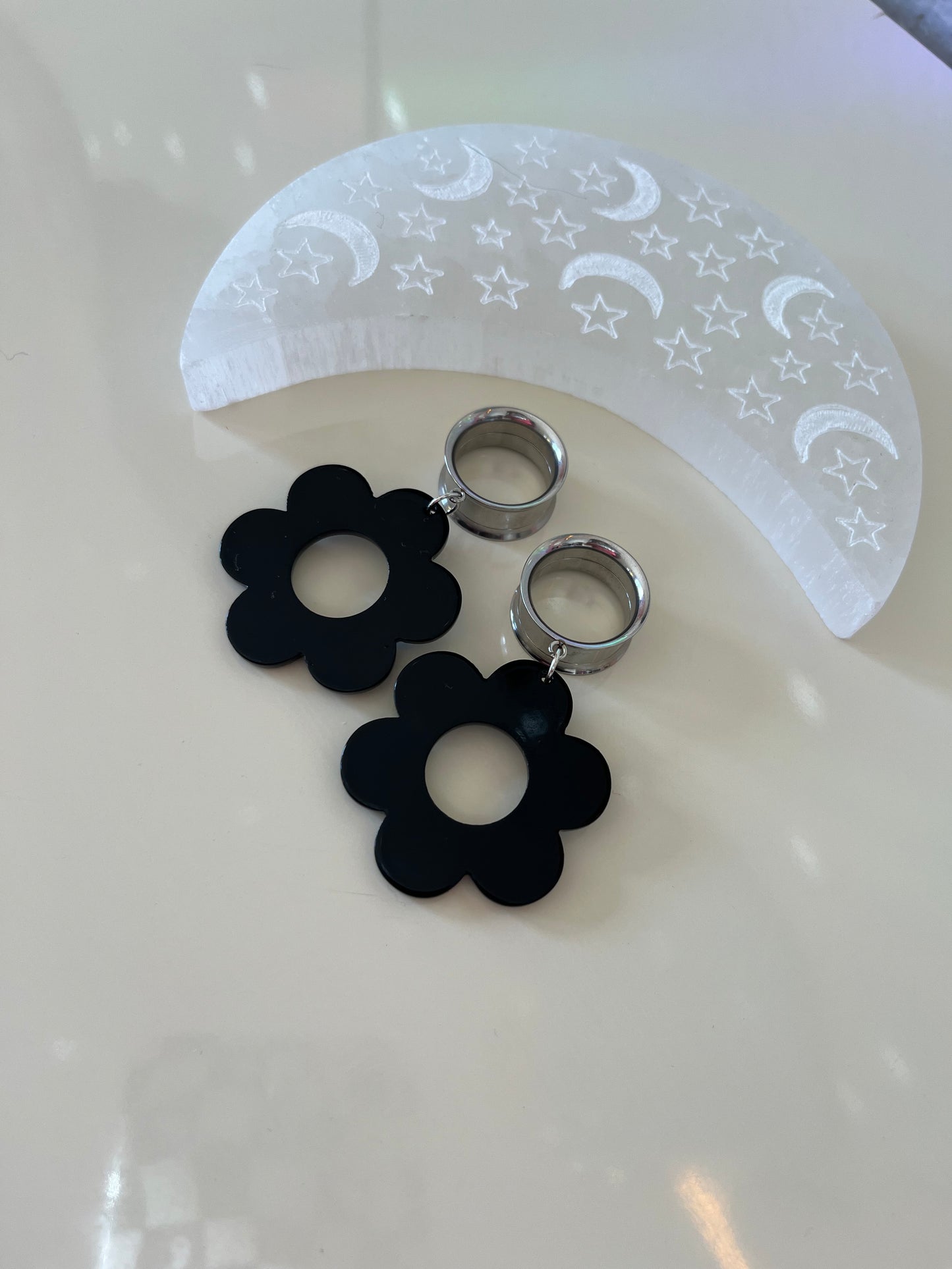 Black Daisy Dangle Plugs