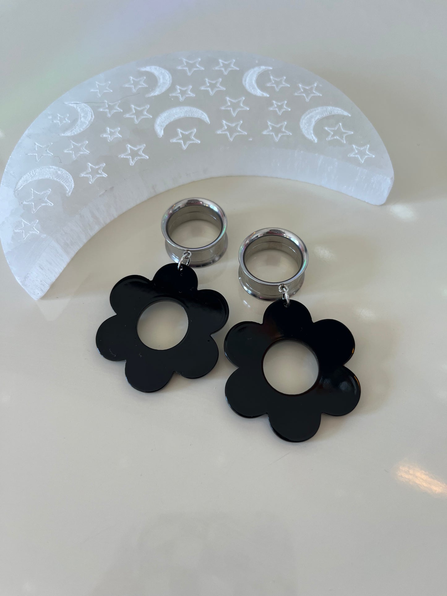 Black Daisy Dangle Plugs